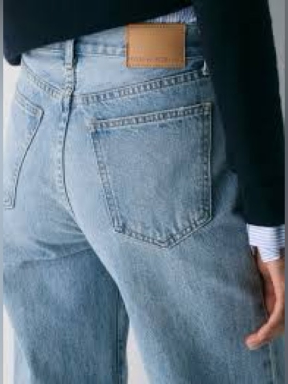 Light Wash Men’s Jeans - Classic Straight Fit